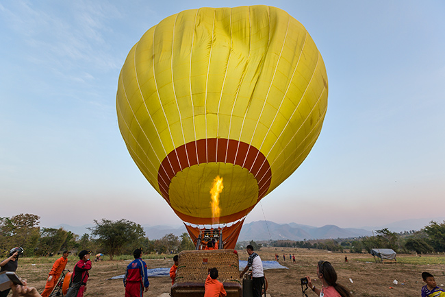 Hot air balloon over Pai