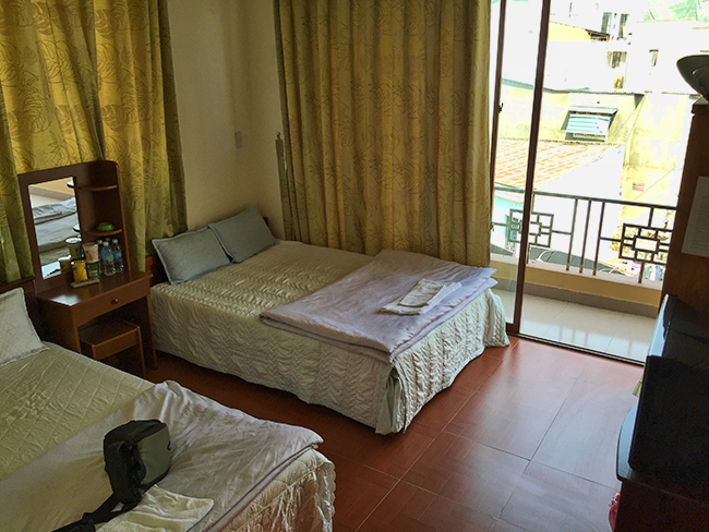 Thao Tri Giao Hotel room
