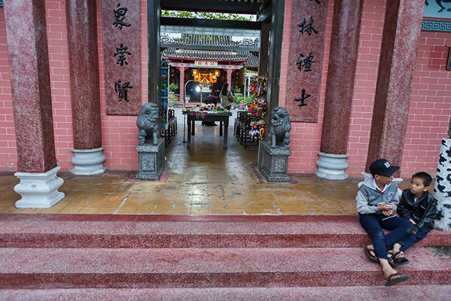 You have to pass the souvenir table before you can enter the temple