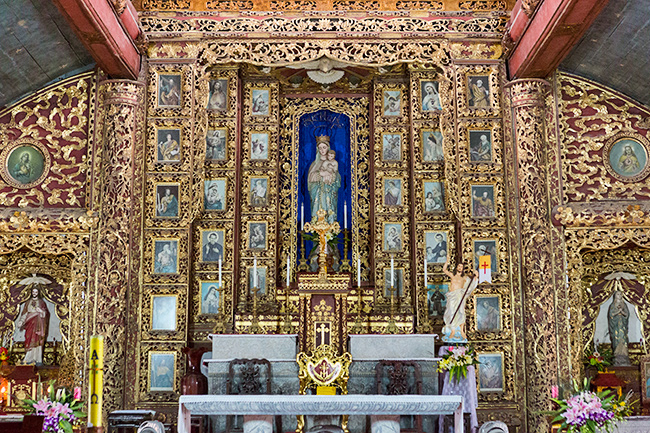 Detail in the Phát Diệm Cathedral